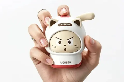 Ugreen's 45W charger looks like a cat